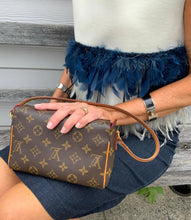 Load image into Gallery viewer, Louis Vuitton monogram recital bag