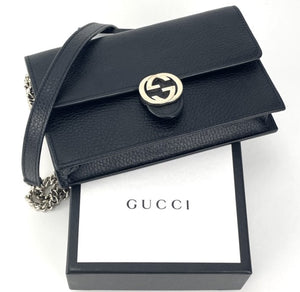 Gucci interlocking wallet on chain