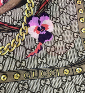 Gucci Pansy floral pansy wool shawl