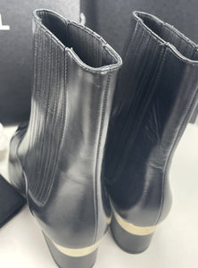 Chanel CC ankle boots black Size 39
