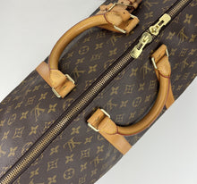 Load image into Gallery viewer, Louis Vuitton keepall 50 in monogram canvas