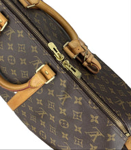 Load image into Gallery viewer, Louis Vuitton keepall 50 in monogram canvas