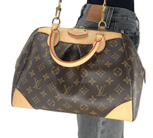 Load image into Gallery viewer, Louis Vuitton Segur in monogram canvas