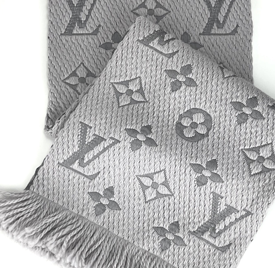 Louis Vuitton logomania scarf in pearl