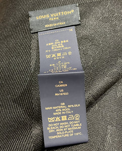 Louis Vuitton classique black monogram shawl