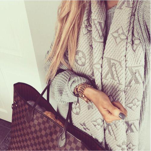 Louis vuitton logomania scarf pearl grey new arrivals