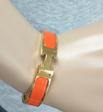 Load image into Gallery viewer, Hermes Clic H orange gold