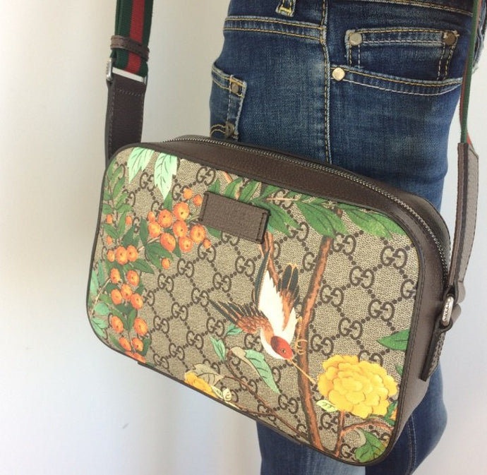 Gucci Tian GG large shoulder camera bag