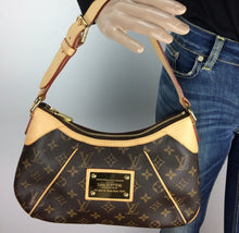 Load image into Gallery viewer, Louis Vuitton Thames pm monogram