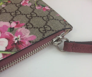 Gucci GG blooms pouch