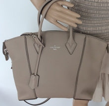 Load image into Gallery viewer, Louis Vuitton new soft Lockit PM shoulderbag