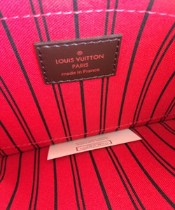 Louis Vuitton pochette damier