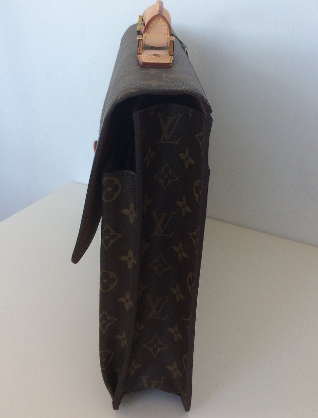 Louis Vuitton Robusto Briefcase 402669