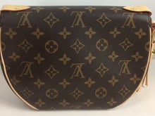 Load image into Gallery viewer, Louis Vuitton st cloud monogram