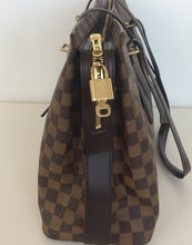 Load image into Gallery viewer, Louis Vuitton Chelsea damier tote