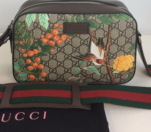 Gucci Tian GG large shoulder camera bag