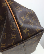 Load image into Gallery viewer, Louis Vuitton turenne GM