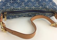Load image into Gallery viewer, Louis Vuitton denim baggy GM
