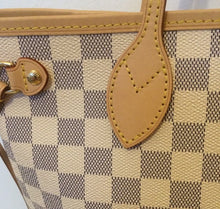 Load image into Gallery viewer, Louis Vuitton Neverfull PM with pochette