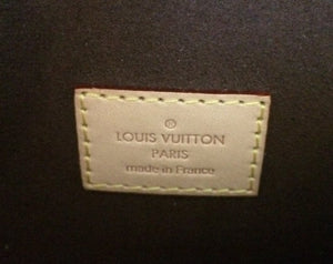 Louis Vuitton Metis hobo