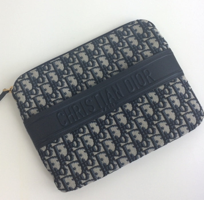 Dior best sale clutch 2018