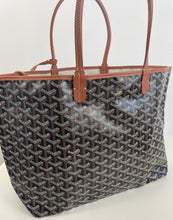 Load image into Gallery viewer, Goyard st Louis tote pm size black/ naturel