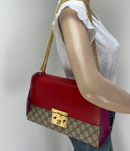Load image into Gallery viewer, Gucci GG supreme medium padlock bag