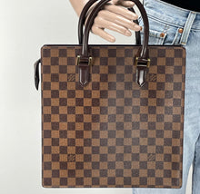 Load image into Gallery viewer, Louis Vuitton Venice Sac Plat
