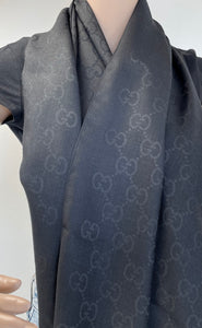 Gucci GG jacuard monogram wool and silk shawl