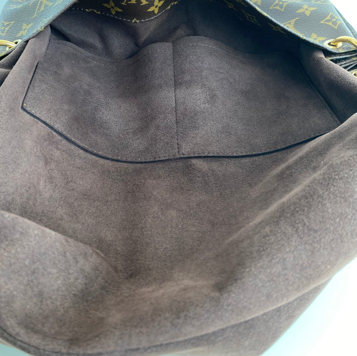 Louis Vuitton Metis hobo – Lady Clara's Collection