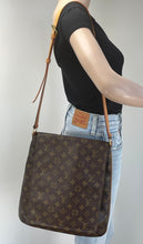 Load image into Gallery viewer, Louis Vuitton musette salsa GM in monogram