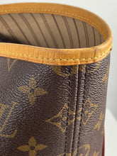 Load image into Gallery viewer, Louis Vuitton neverfull GM monogram