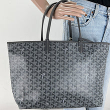 Load image into Gallery viewer, Goyard st Louis pm tote with pochette grey