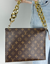 Load image into Gallery viewer, Louis Vuitton toiletry 26 with insert