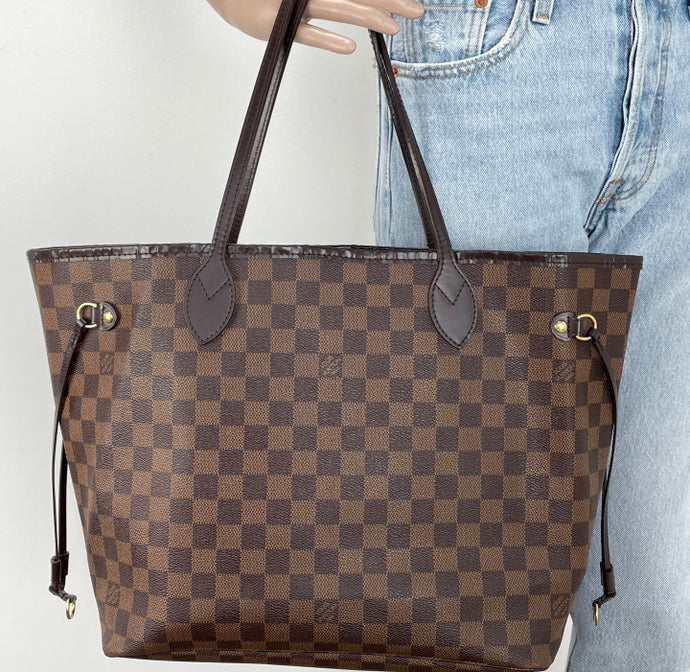 Louis Vuitton Neverfull MM size in damier ebene