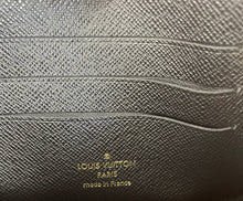 Load image into Gallery viewer, Louis Vuitton double zip pochette giant reverse and monogram