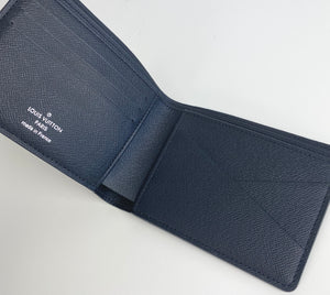 Louis Vuitton mens multiple wallet