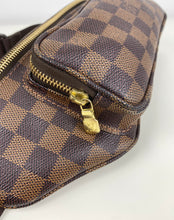 Load image into Gallery viewer, Louis Vuitton melville waist/bumbag