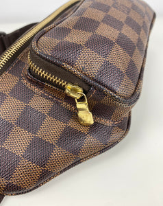 Louis Vuitton melville waist/bumbag