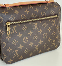 Load image into Gallery viewer, Louis Vuitton pochette metis in monogram