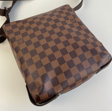 Load image into Gallery viewer, Louis Vuitton brooklyn PM in damier ebene