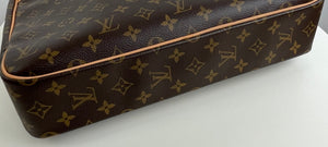 Louis Vuitton soft pegase briefcase