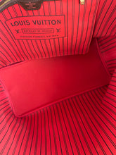 Load image into Gallery viewer, Louis Vuitton neverfull GM damier