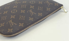Load image into Gallery viewer, Louis Vuitton etui voyage pm