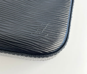 Louis Vuitton epi pochette accessories