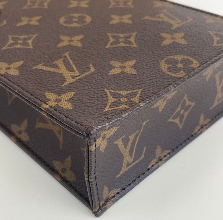 LOUIS VUITTON Monogram Petite Sac Plat – The Luxury Lady