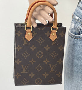 Louis Vuitton Petit Sac Plat in monogram