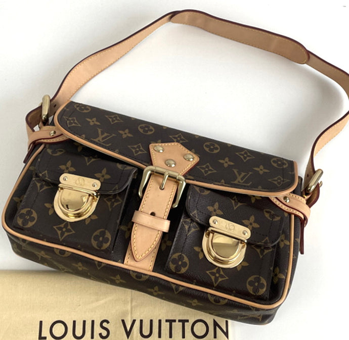 Louis Vuitton hudson pm in monogram