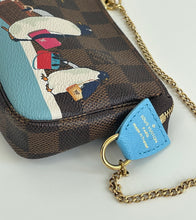 Load image into Gallery viewer, Louis Vuitton penguin holiday mini pochette