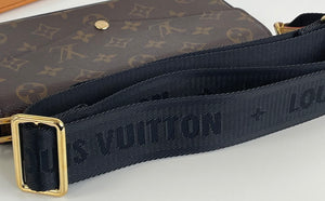 Louis Vuitton logo bandouliere in black